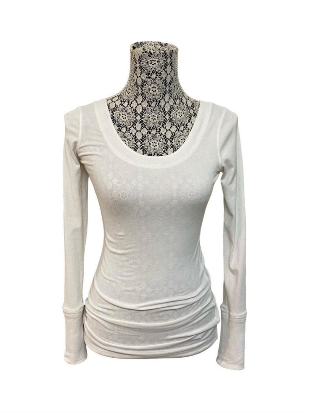Le Lis Blanc White Long Sleeve Top